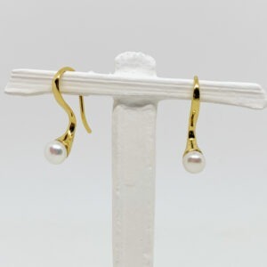 Gold Plated Petite Curve Freshwater Pearl Earring