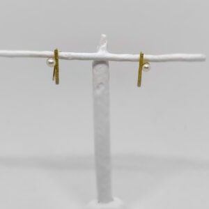 Gold Plated Offset Pearl Earring