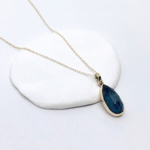 Sterling Silver Apatite and Mother of Pearl Drop Necklace